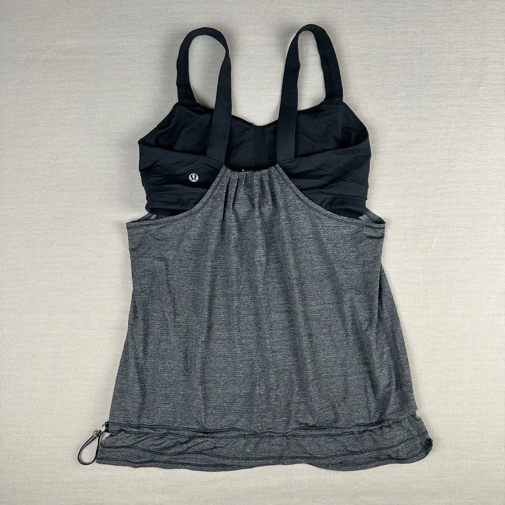LULULEMON Top Women 6 Back On Track Tank Gray Black Built-In Bra Workout